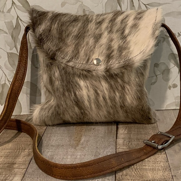 Wild Goose Dark Brown and Cream Hair on Hide Crossbody - Picture 1 of 6